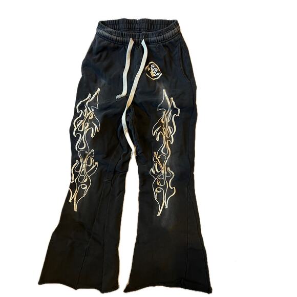 Hellstar Flared Streetwear Black Sweatpants Joggers Mens S - Picture 1 of 4